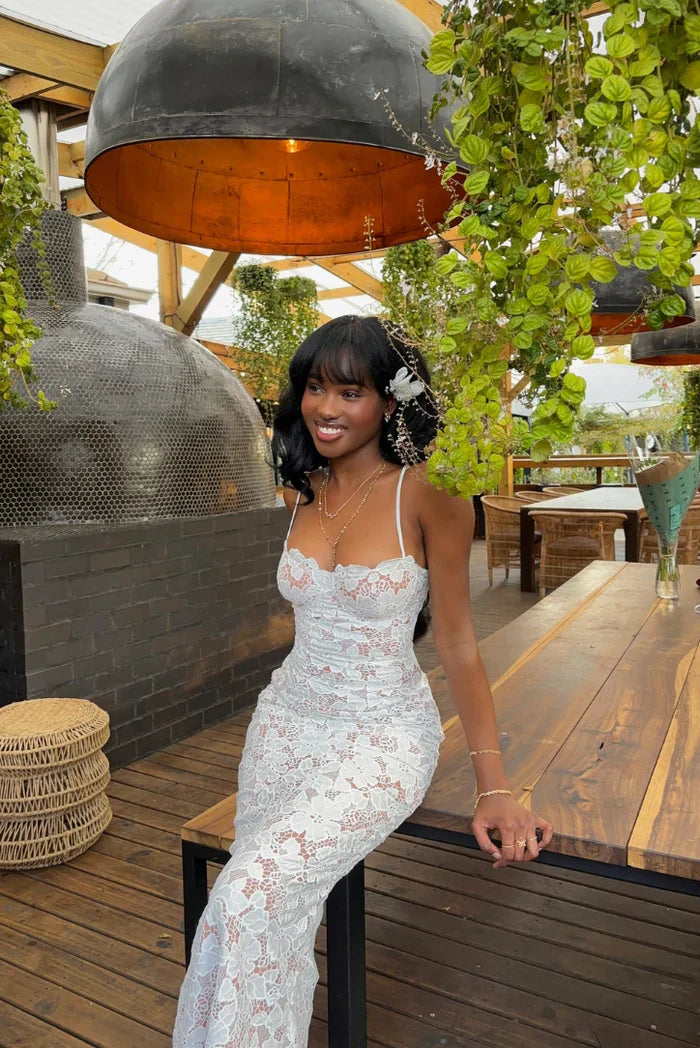 Luna Flow Maxi Dress